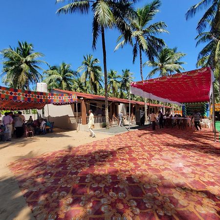 Coastline Beach Resort Perupalem Esterno foto