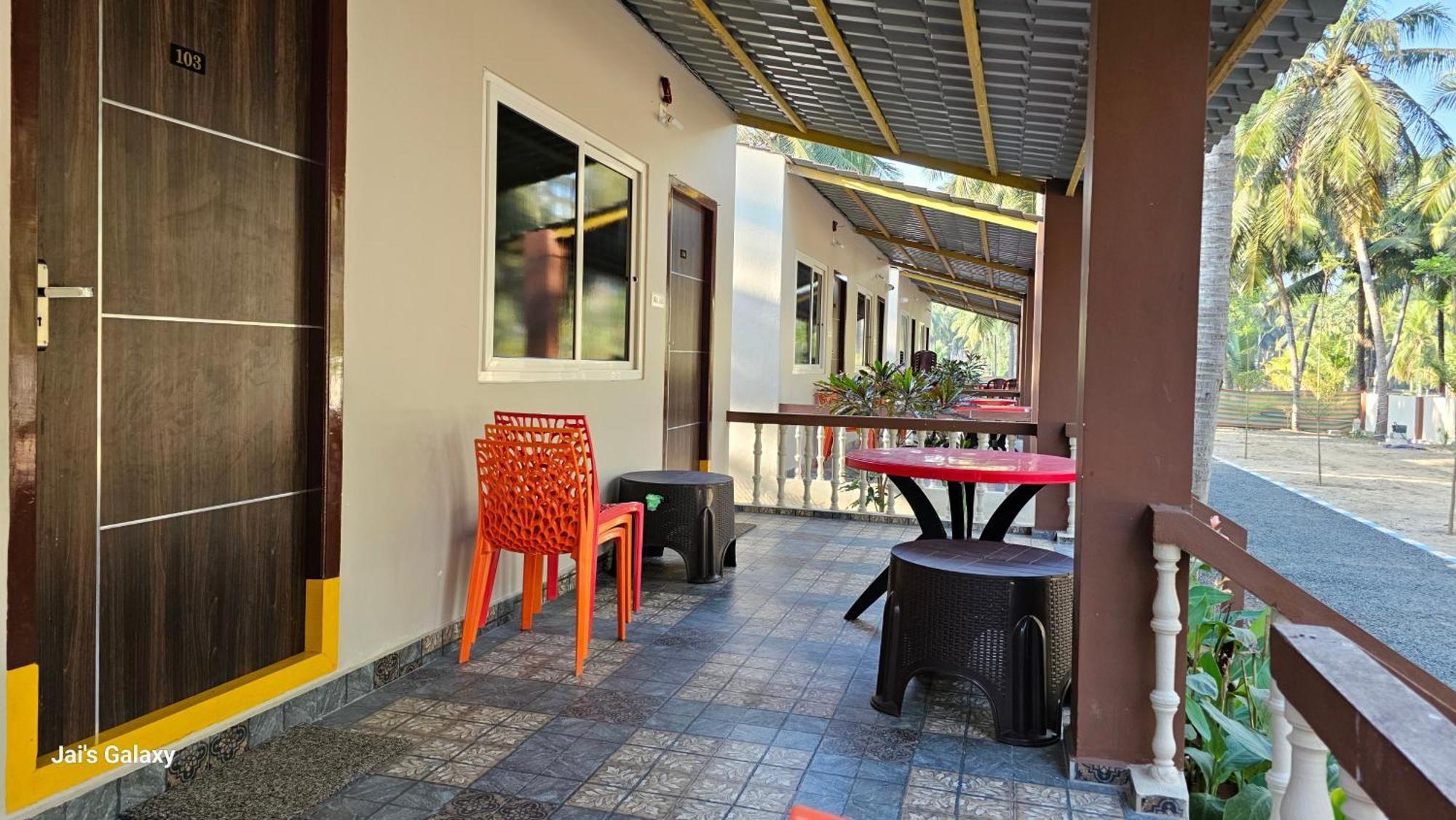 Coastline Beach Resort Perupalem Esterno foto